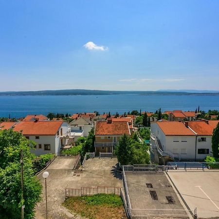 Apartments Matilda Dramalj Bagian luar foto
