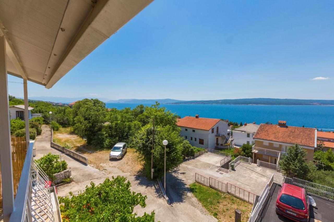 Apartments Matilda Dramalj Bagian luar foto