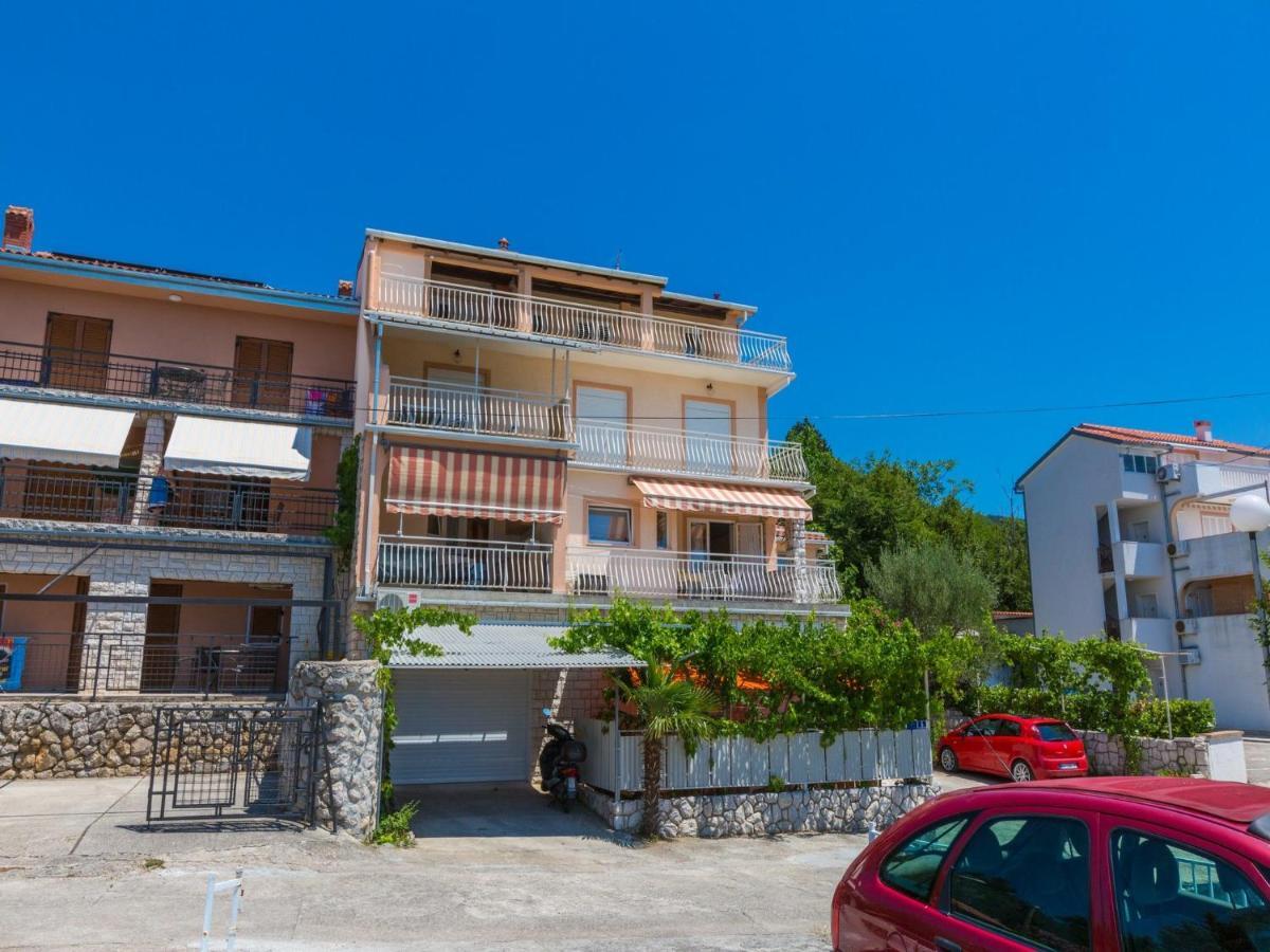 Apartments Matilda Dramalj Bagian luar foto